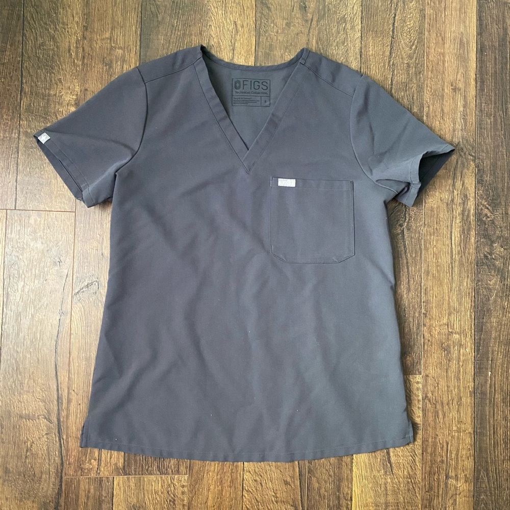 FIGS Catarina One Pocket Scrub Top